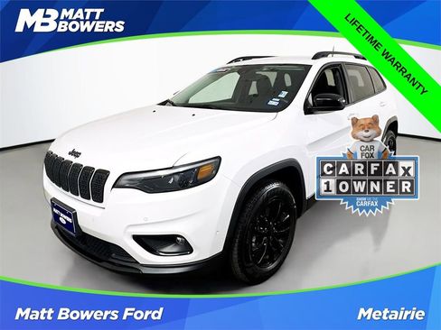 Used 2023 Jeep Cherokee Altitude Lux image 1