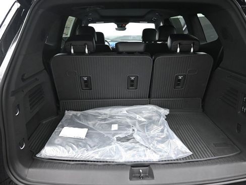 New 2026 Buick Enclave Sport Touring image 17