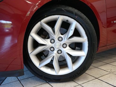 Used 2015 Chevrolet Impala LT FWD image 47