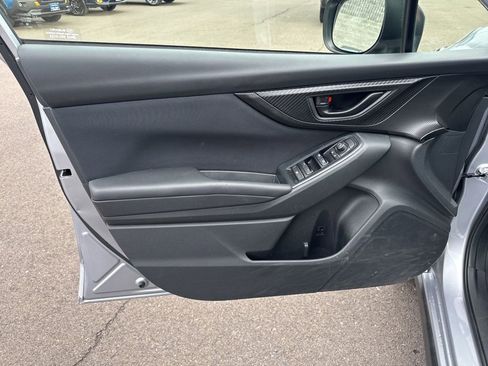 Used 2021 Subaru Crosstrek 2.0i image 19