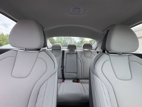 New 2026 Hyundai Elantra Limited FWD image 21