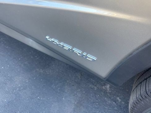 Used 2017 Lexus RX 450h AWD w/ Luxury Package image 7