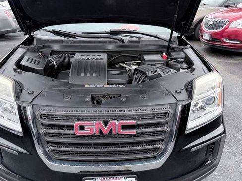 Used 2017 GMC Terrain SLE FWD image 34