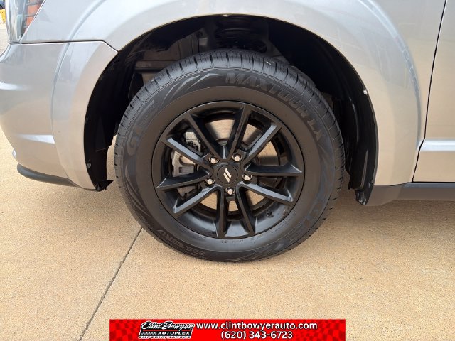 Used 2020 Dodge Journey SE w/ SE Popular Equipment Group FWD image 26