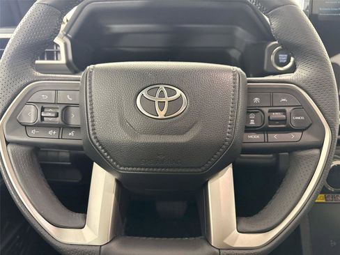 Certified 2026 Toyota 4Runner Limited AWD/4WD image 16