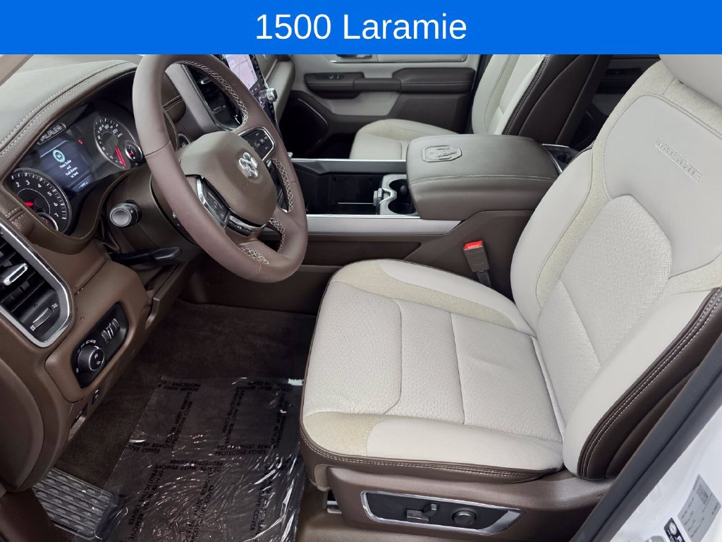 Used 2026 RAM 1500 Laramie AWD/4WD image 9