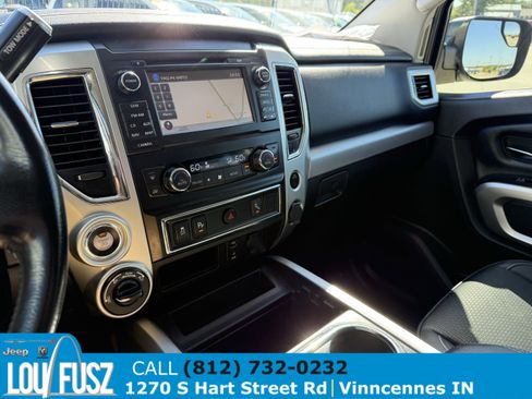 Used 2018 Nissan Titan PRO-4X image 23