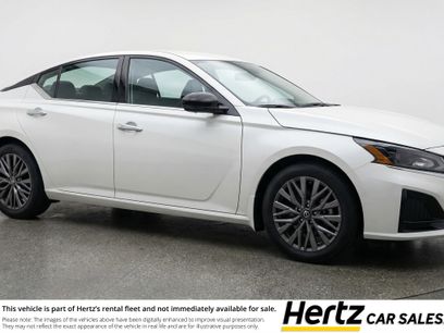 Used 2025 Nissan Altima 2.5 SV
