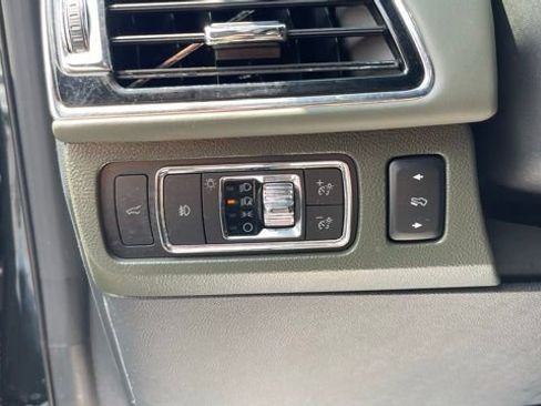 Used 2022 Lincoln Navigator L Black Label image 15