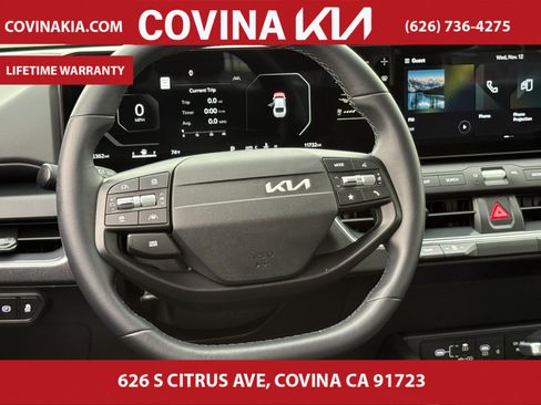 Certified 2025 Kia K4 EX image 25