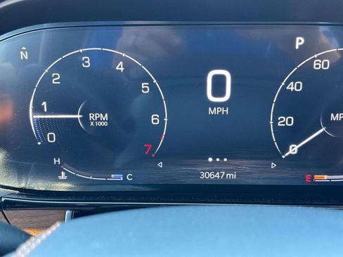 Certified 2022 Jeep Grand Wagoneer Series III w/ Rear Seat Video Group 1 AWD/4WD image 21