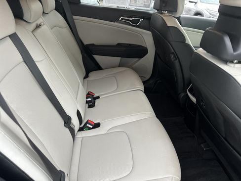 Used 2024 Kia Sportage EX FWD image 14