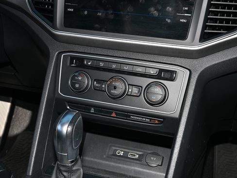 Used 2019 Volkswagen Atlas SE FWD image 23