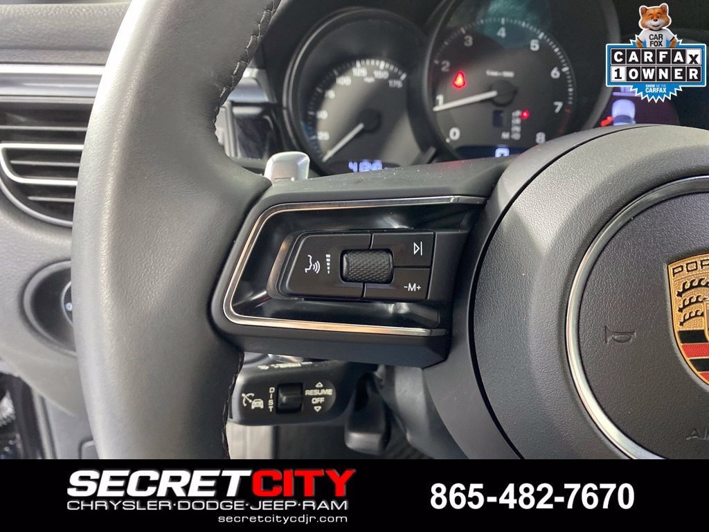 Used 2023 Porsche Macan AWD/4WD image 14