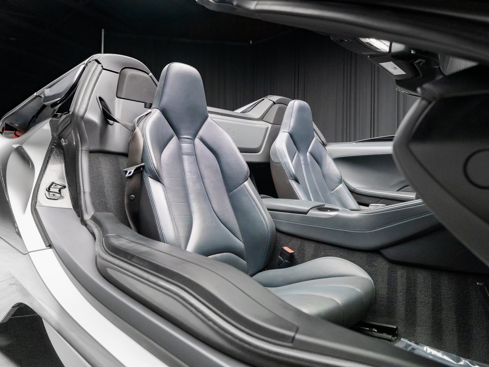 Used 2019 BMW i8 Roadster AWD/4WD image 59