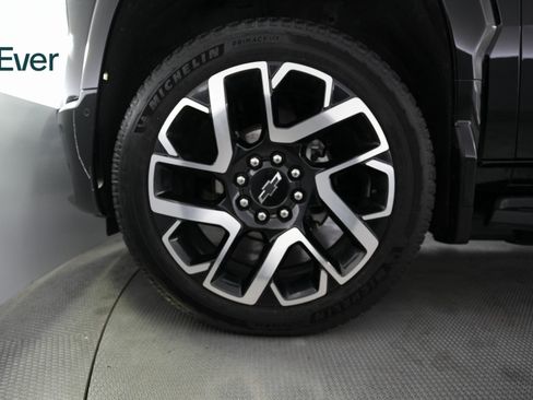 Used 2024 Chevrolet Silverado EV RST image 12