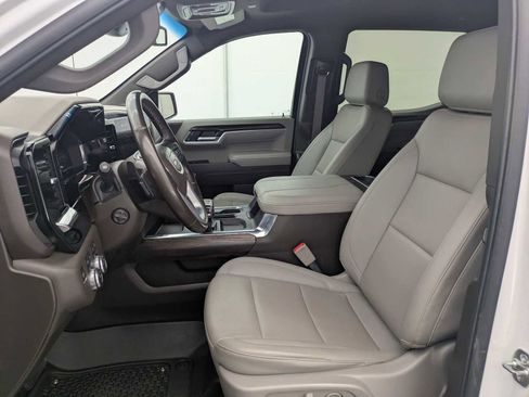 Used 2025 GMC Sierra 1500 SLT w/ SLT Convenience Package AWD/4WD image 19