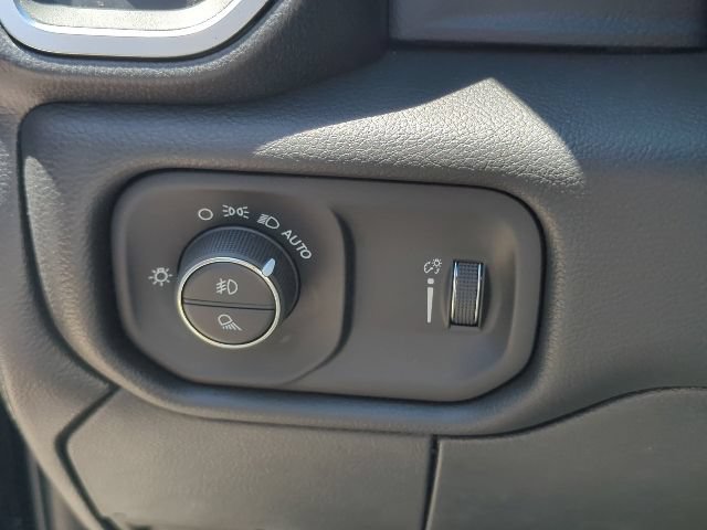 New 2026 RAM 3500 Big Horn AWD/4WD image 25