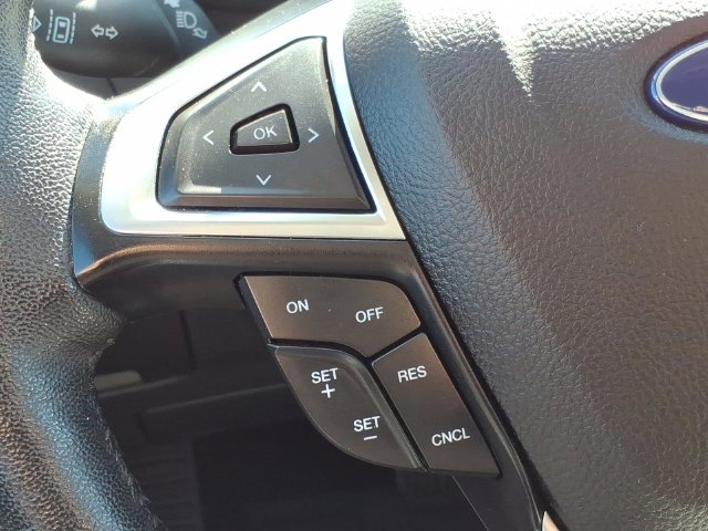 Used 2023 Ford Edge SEL AWD/4WD image 27