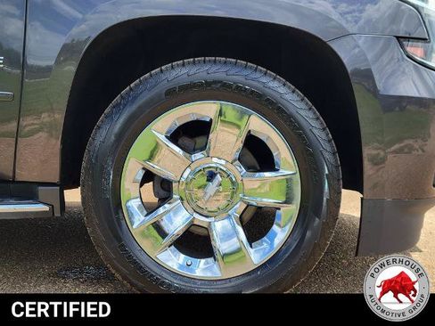 Used 2017 Chevrolet Tahoe Premier AWD/4WD image 11