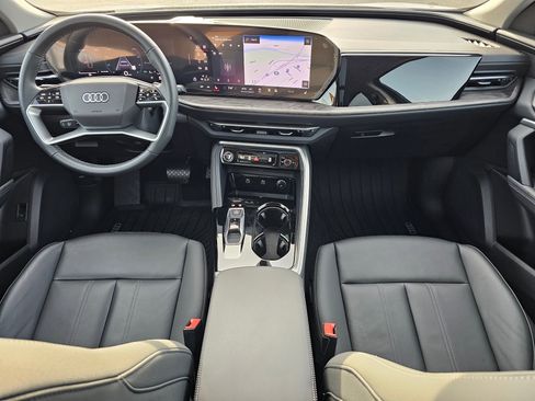 Certified 2025 Audi Q5 Premium Plus w/ Premium Plus image 10