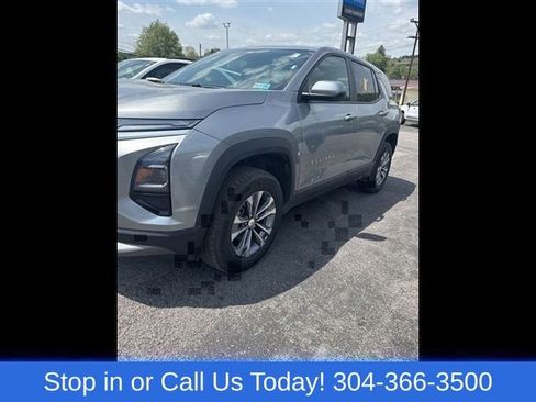 Used 2026 Chevrolet Equinox LT AWD/4WD image 14