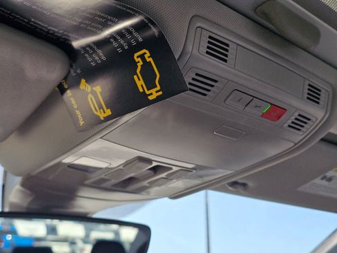 New 2026 Volkswagen Jetta SE image 31