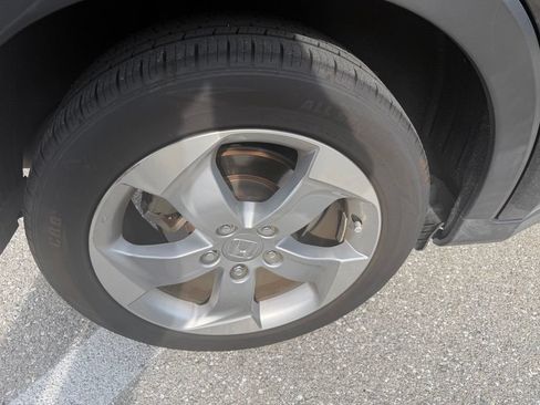 Used 2019 Honda HR-V LX image 11