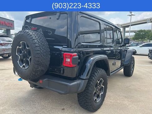 Used 2023 Jeep Wrangler Unlimited Rubicon 4xe w/ Cold Weather Group AWD/4WD image 16