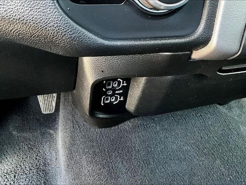 Used 2019 RAM 2500 Big Horn AWD/4WD image 19