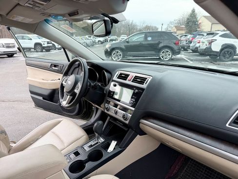 Used 2015 Subaru Outback 2.5i Limited image 22