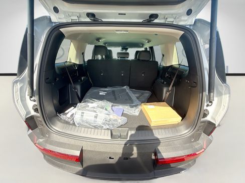 New 2026 Hyundai Santa Fe SEL FWD image 18