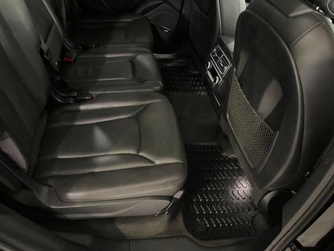 Used 2017 Audi Q7 3.0T Prestige image 29