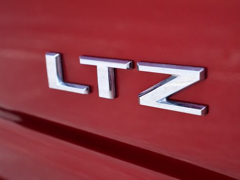 Used 2024 Chevrolet Silverado 1500 LTZ w/ LTZ Premium Package AWD/4WD image 29