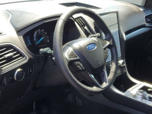 Used 2024 Ford Edge SEL w/ Convenience Package AWD/4WD image 11