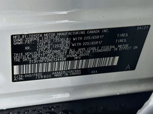Used 2021 Toyota RAV4 LE FWD image 12