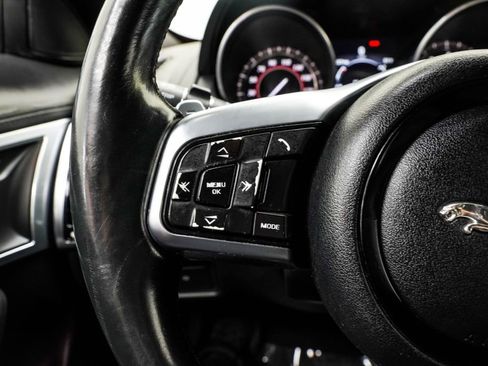 Used 2018 Jaguar F-TYPE R-Dynamic RWD image 37