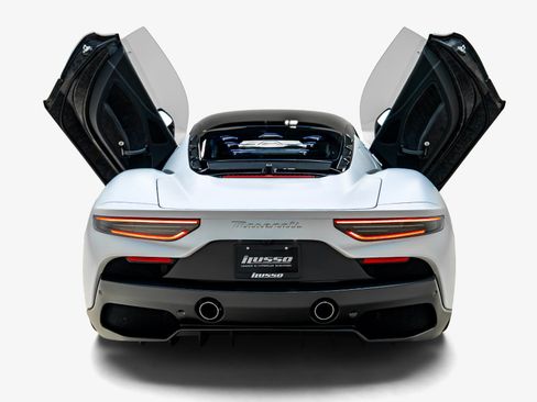 Used 2023 Maserati MC20 Coupe RWD image 15