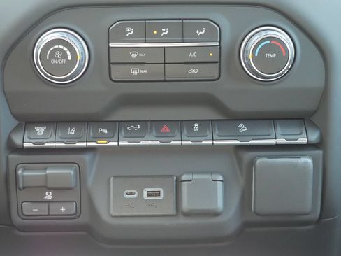 New 2026 Chevrolet Silverado 2500 Custom w/ Custom Value Package AWD/4WD image 22