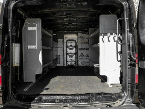 Used 2021 Nissan NV 2500 S image 53