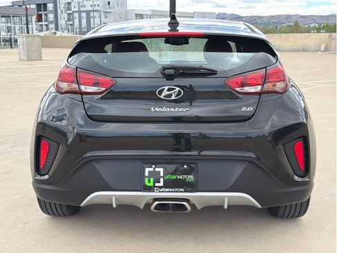 Used 2019 Hyundai Veloster 2.0 Premium FWD image 7