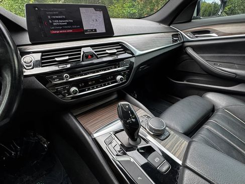 Used 2018 BMW 530i RWD image 21