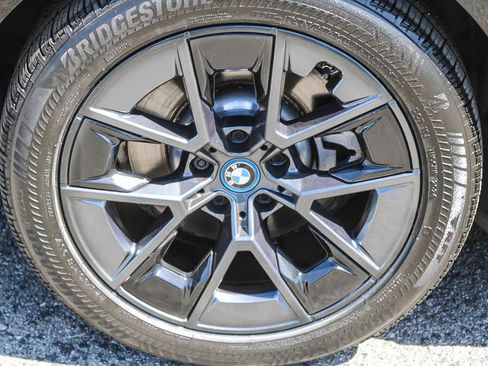 Certified 2023 BMW i4 eDrive40 w/ Premium Package RWD image 11