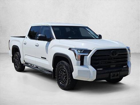 Used 2026 Toyota Tundra SR5 w/ SR5 Premium Package AWD/4WD image 4