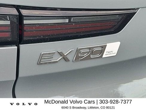 New 2025 Volvo EX90 Plus AWD/4WD image 16