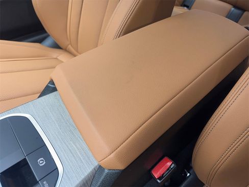 Used 2025 BMW 230i Coupe w/ M Sport Package image 66