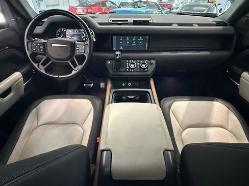 Used 2023 Land Rover Defender 110 X-Dynamic SE AWD/4WD image 14