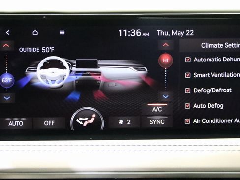 Used 2024 Genesis G70 2.5T image 41