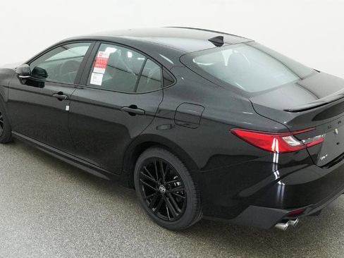 New 2026 Toyota Camry SE image 8