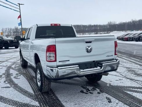 Used 2022 RAM 2500 Big Horn w/ Cold Weather Group image 4